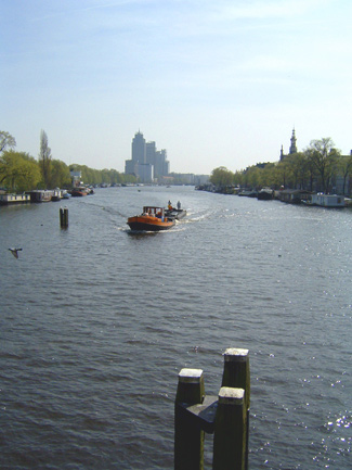 amstel14-4-03Alog (60k image)