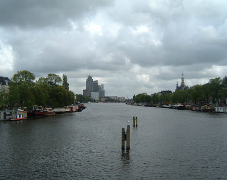 amstel2-7-03.1log (30k image)