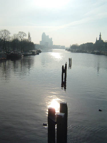 amstel2A130203 (48k image)